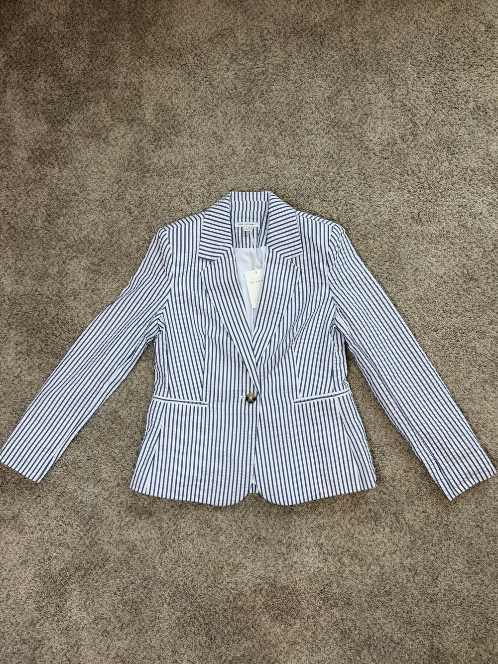 NWT Free Assembly Seersucker Blazer | Small Blue & White Striped Coastal Classic - Picture 2 of 9